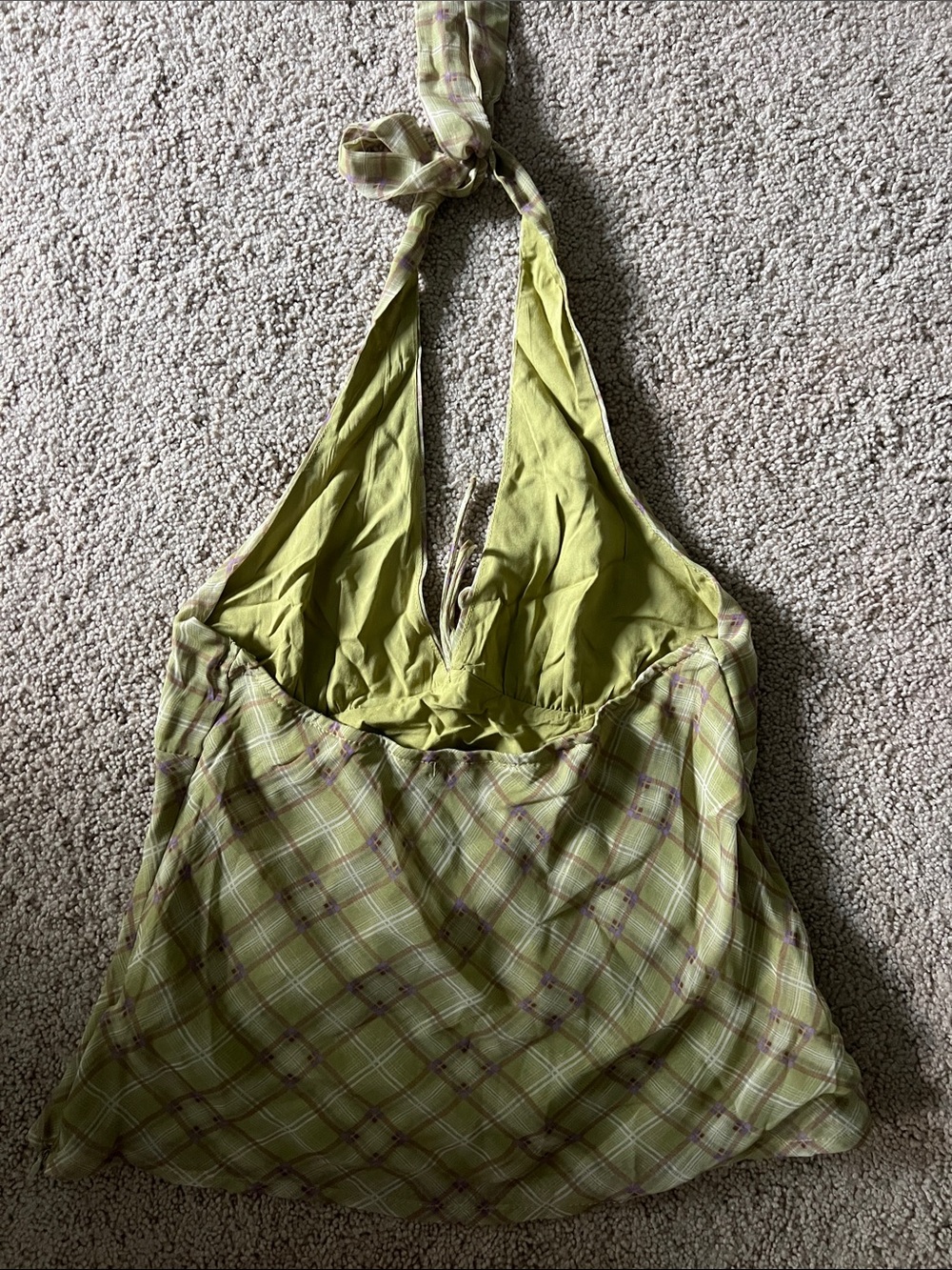 Backless halter - Picture 2 of 2